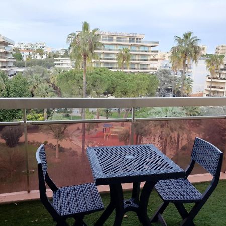 Appartement 2 Pieces Meubles A Juan Les Pins Antibes Exterior photo